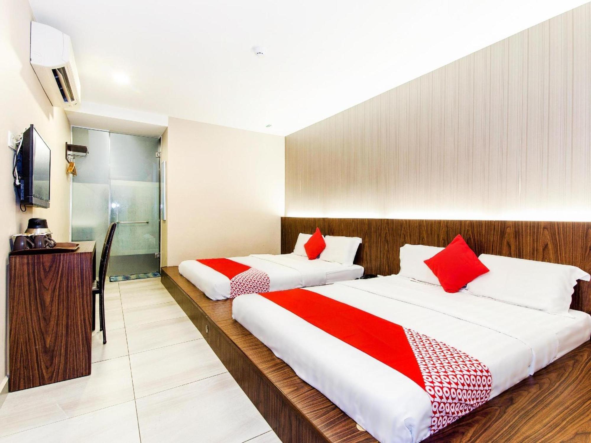 Super Oyo 340 Comfort Hotel Kampong Batu Belah Exteriör bild
