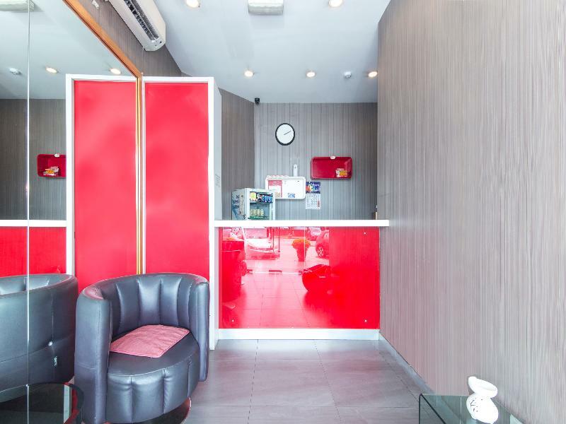 Super Oyo 340 Comfort Hotel Kampong Batu Belah Exteriör bild