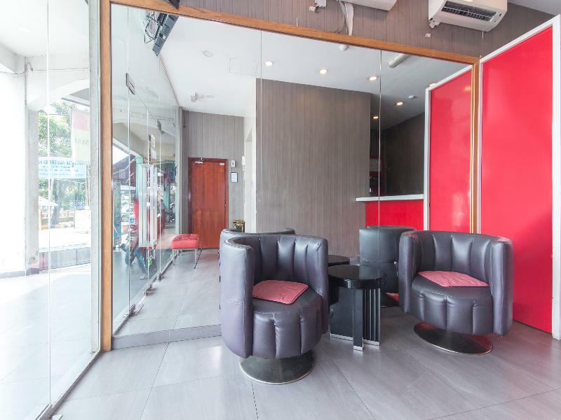 Super Oyo 340 Comfort Hotel Kampong Batu Belah Exteriör bild